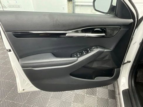 Used 2025 Kia Seltos S FWD image 15