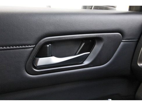 New 2026 Nissan Pathfinder SL w/ SL Premium Package image 18