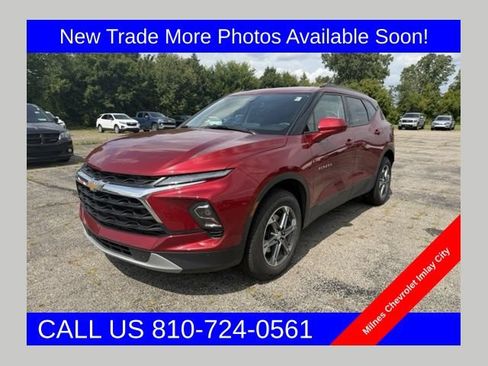 Used 2024 Chevrolet Blazer LT w/ Convenience Package AWD/4WD image 1