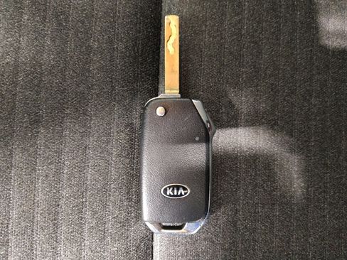 Used 2020 Kia Soul S image 32