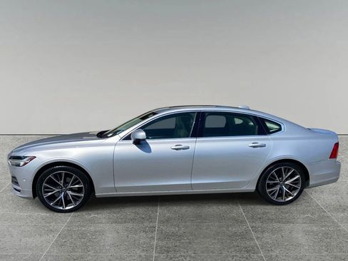 Used 2018 Volvo S90 T5 Momentum w/ Convenience Package AWD/4WD image 2