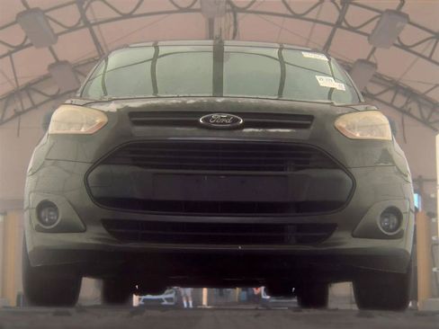 Used 2016 Ford Transit Connect XLT FWD image 3