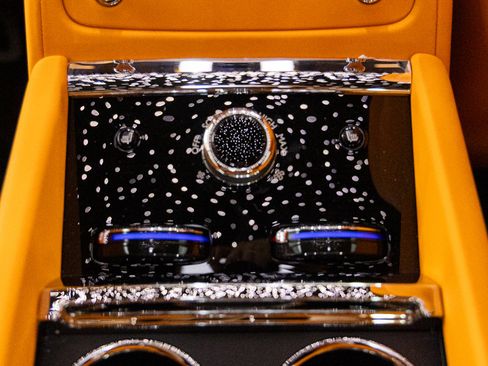 New 2026 Rolls-Royce Spectre image 40