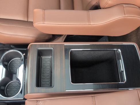 Used 2026 Lincoln Aviator Reserve w/ Jet Appearance Package AWD/4WD image 24