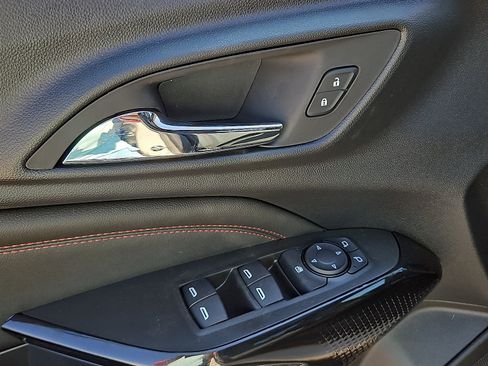 New 2026 Chevrolet Trax RS w/ Sunroof Package FWD image 13