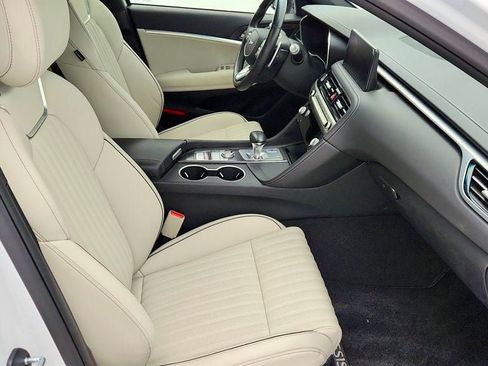 Used 2024 Genesis G70 2.5T w/ Sport Prestige Package image 24