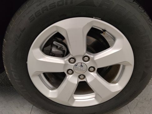 Used 2018 Jeep Compass Latitude w/ Popular Equipment Group image 31