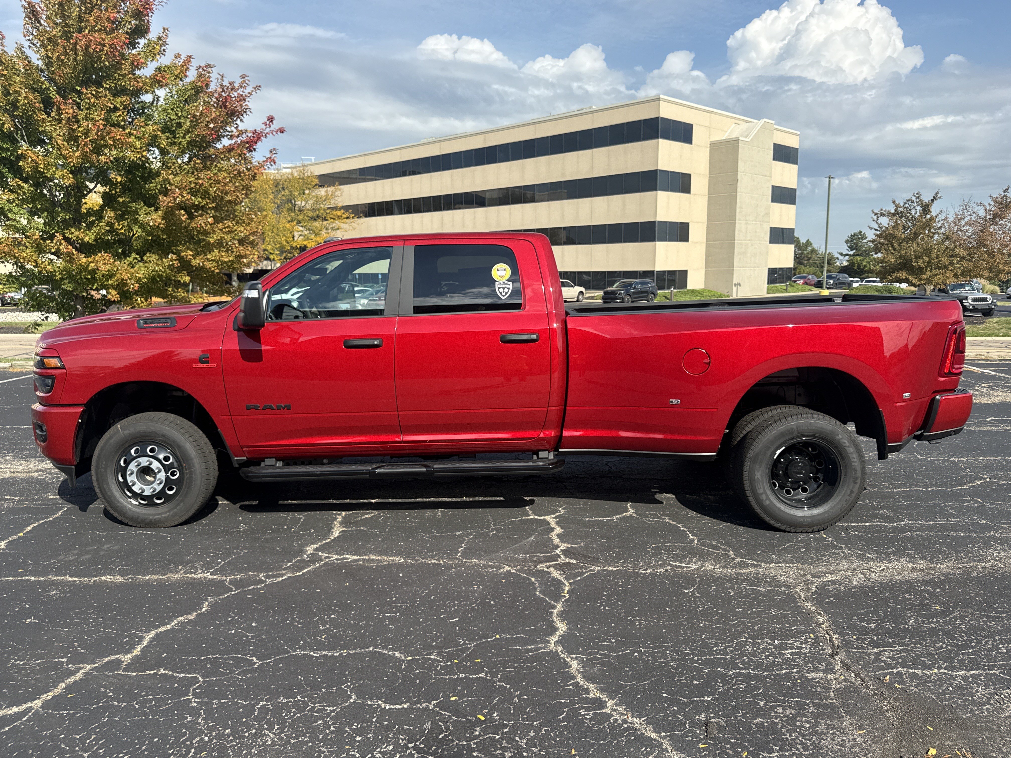 New 2027 RAM 3500 Big Horn AWD/4WD image 4
