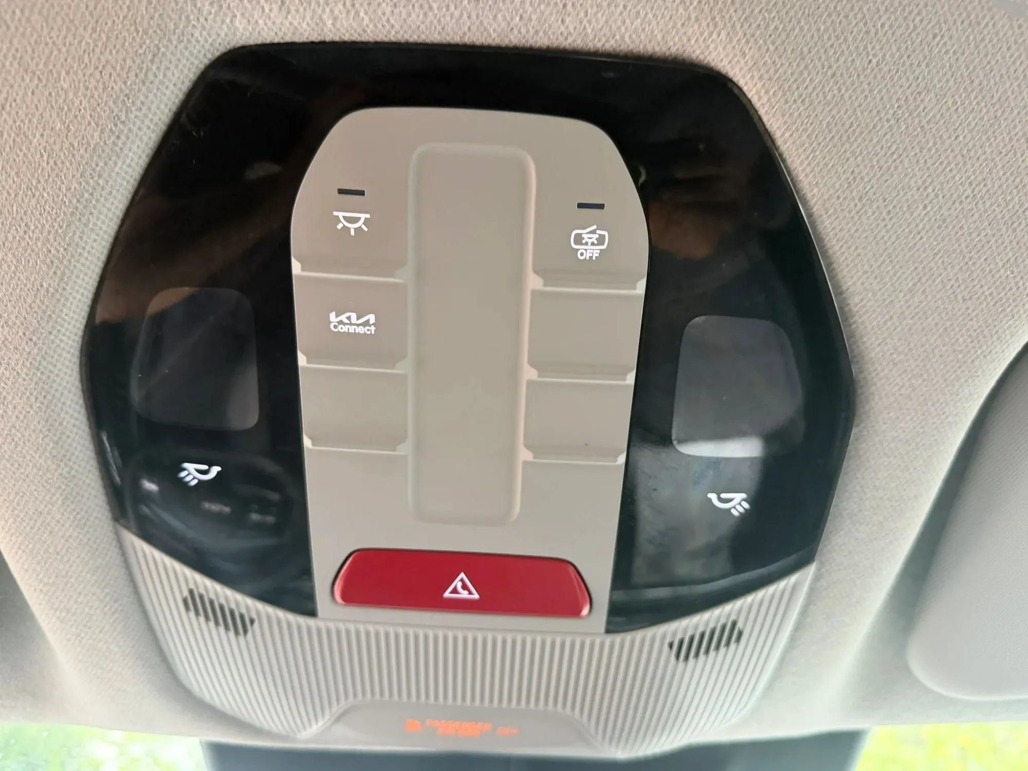 Used 2025 Kia K4 FWD image 25
