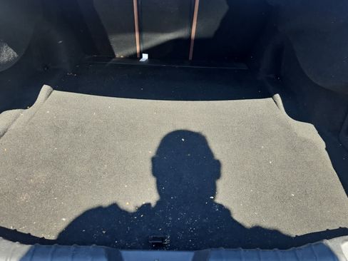 Used 2016 Jaguar XF R-Sport image 8