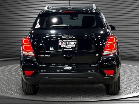 Used 2020 Chevrolet Trax LT w/ LT Convenience Package AWD/4WD image 5