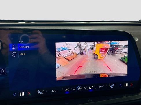 New 2026 Chevrolet Traverse LT w/ LPO, Floor Liner Package image 15