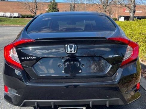 Used 2020 Honda Civic Sport image 7