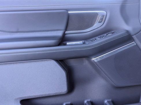 New 2026 Ford Expedition Max Platinum w/ Stealth Appearance Package image 21