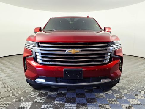 Used 2021 Chevrolet Suburban High Country RWD image 2
