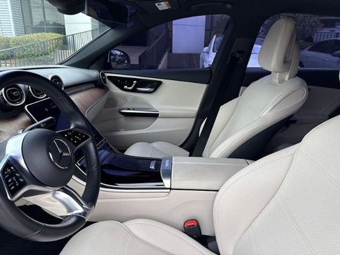 Used 2024 Mercedes-Benz C 300 Sedan image 5