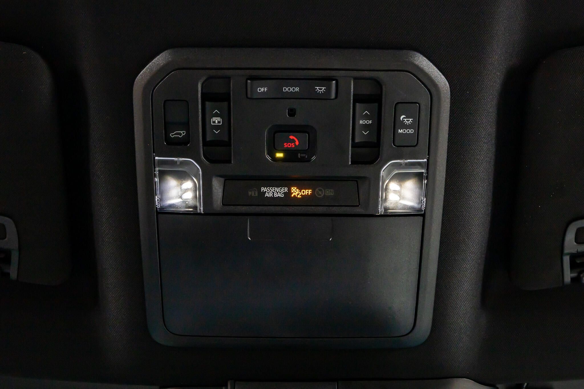 Used 2023 Toyota Sequoia Capstone AWD/4WD image 27