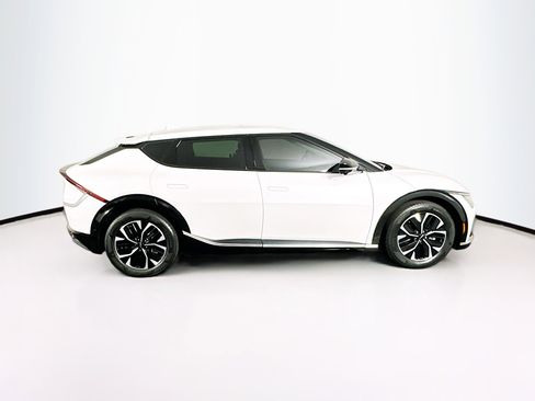 Used 2023 Kia EV6 Wind w/ Wind Technology Package RWD image 10