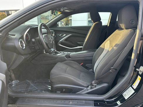 Used 2020 Chevrolet Camaro LT w/ RS Package image 12