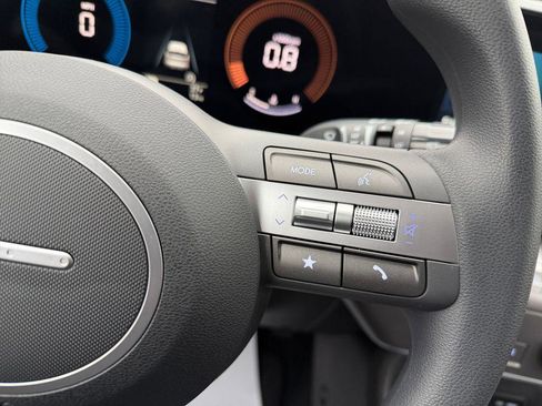 New 2026 Hyundai Kona SE image 15