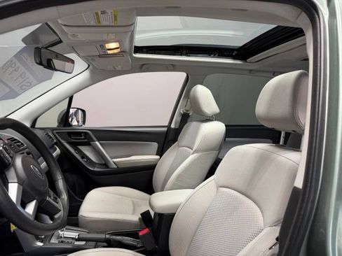 Used 2018 Subaru Forester 2.5i Premium w/ All-Weather Package AWD/4WD image 17