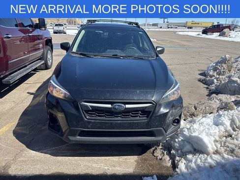 Used 2018 Subaru Crosstrek 2.0i image 2