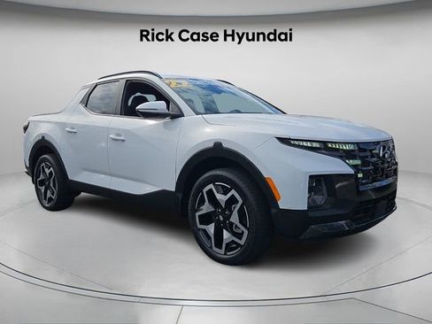 Certified 2022 Hyundai Santa Cruz Limited image 9