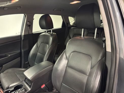 Used 2021 Hyundai Tucson Limited AWD/4WD image 25