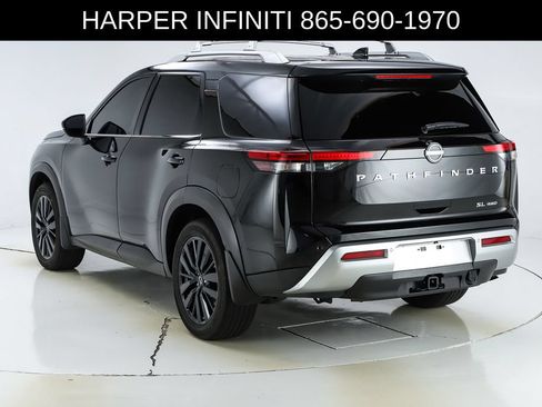 Used 2024 Nissan Pathfinder SL w/ SL Premium Package AWD/4WD image 8