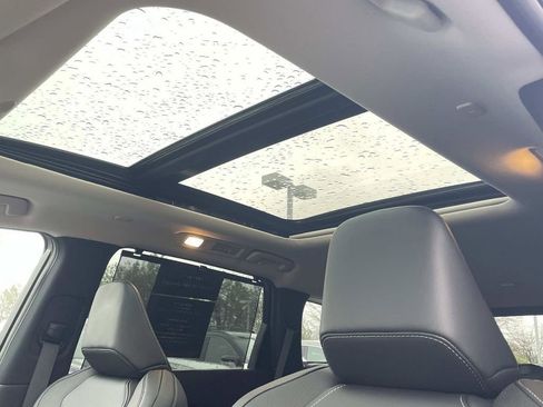 Certified 2026 INFINITI QX60 Luxe w/ Cargo Package FWD image 16