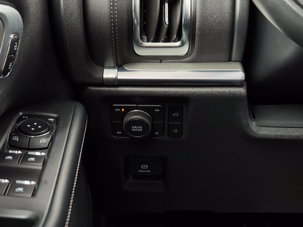 Used 2025 Ford Expedition Platinum AWD/4WD image 43