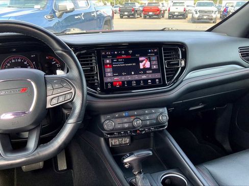 Used 2024 Dodge Durango GT image 6