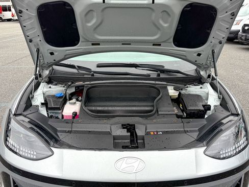 Used 2024 Hyundai Ioniq 6 SEL image 14
