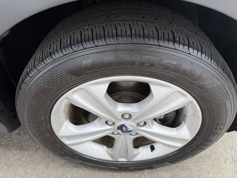 Used 2016 Ford Escape SE AWD/4WD image 17