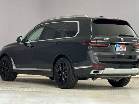 New 2026 BMW X7 xDrive40i image 3