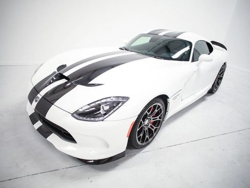 Used 2015 Dodge Viper w/ Quick Order Package 22J GT image 17