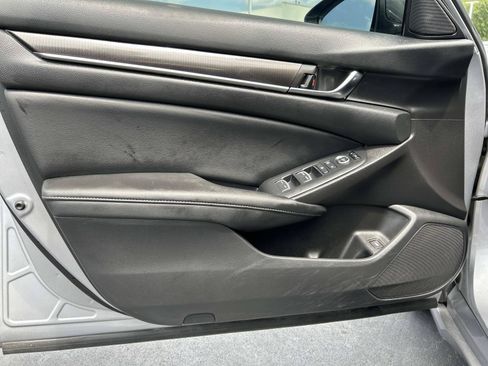 Used 2022 Honda Accord Sport image 15