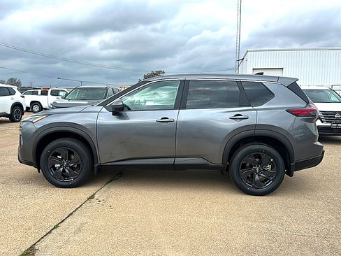 New 2026 Nissan Rogue SV image 5