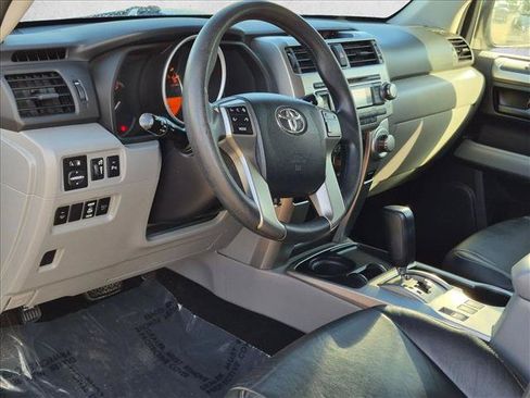 Used 2012 Toyota 4Runner SR5 w/ Convenience Pkg RWD image 9