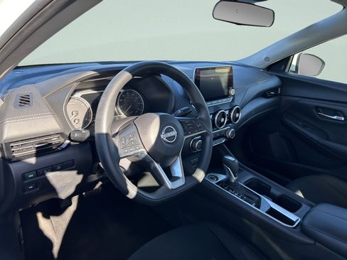 Used 2024 Nissan Sentra SV image 19