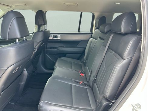 Used 2025 Hyundai Santa Fe SEL AWD/4WD image 10