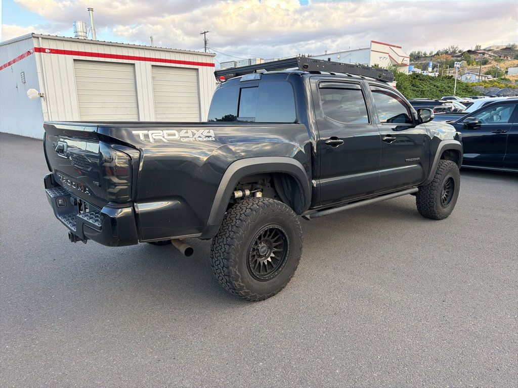 Used 2022 Toyota Tacoma TRD Off-Road w/ TRD Premium Off Road Package AWD/4WD image 7