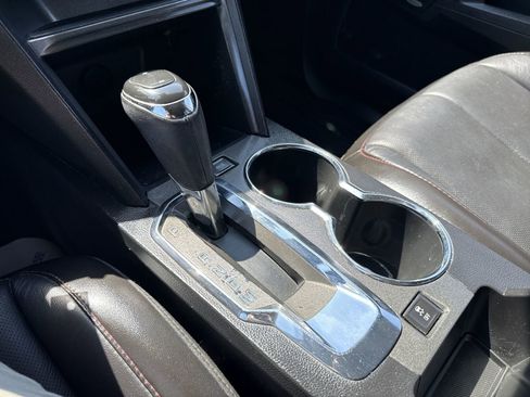 Used 2016 Chevrolet Equinox LTZ w/ Enhanced Convenience Package image 21