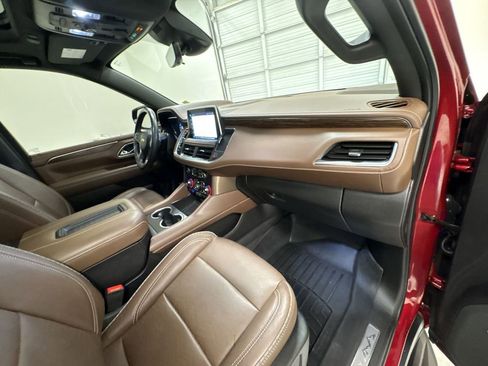 Used 2023 Chevrolet Tahoe High Country w/ Advanced Technology Package RWD image 30