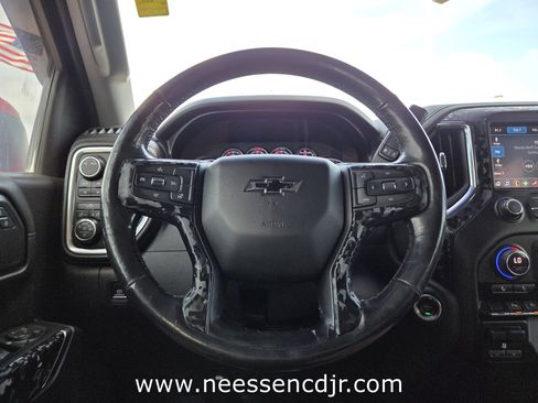 Used 2020 Chevrolet Silverado 1500 LT w/ Texas Edition image 11