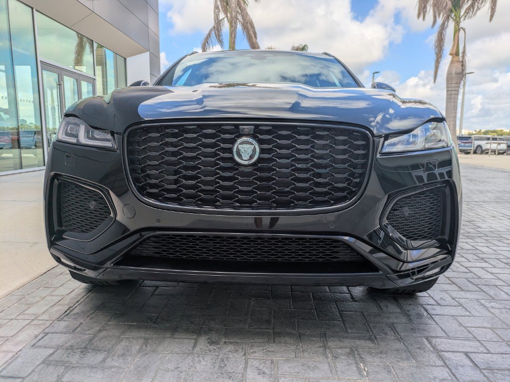 New 2026 Jaguar F-PACE R-Dynamic S AWD/4WD image 10