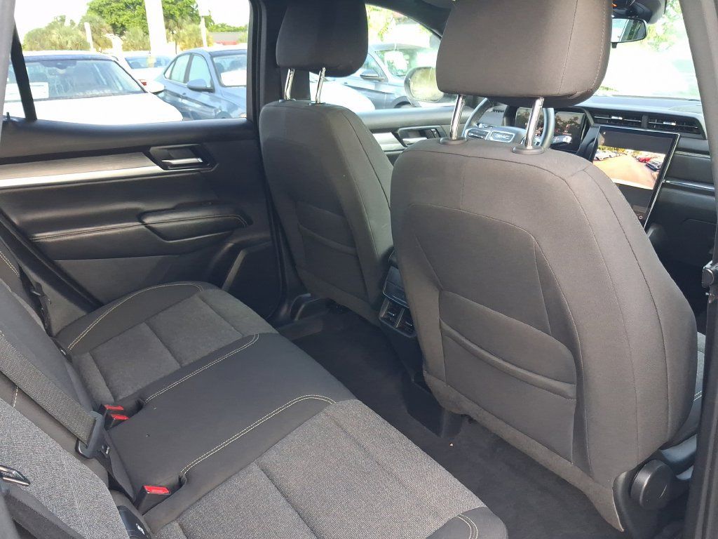 Used 2025 GMC Terrain Elevation FWD image 25