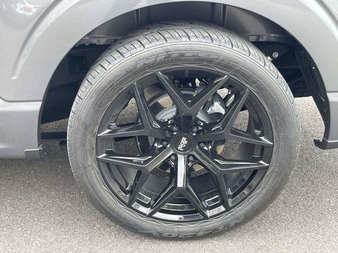 Used 2024 Ford F150 XL image 23