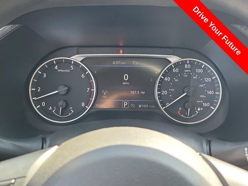 Used 2024 Nissan Sentra SV FWD image 9