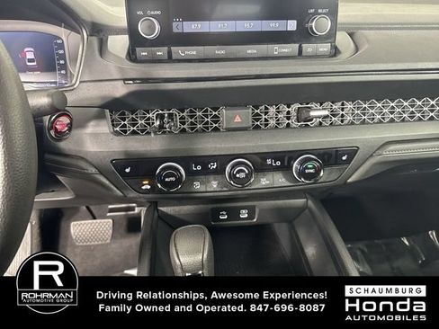 Certified 2025 Honda Accord SE image 9